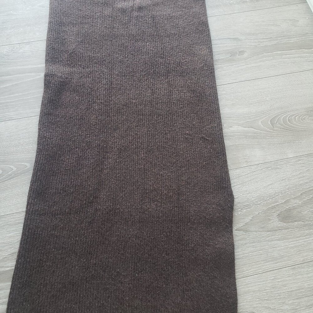Ripe knit brown skirt